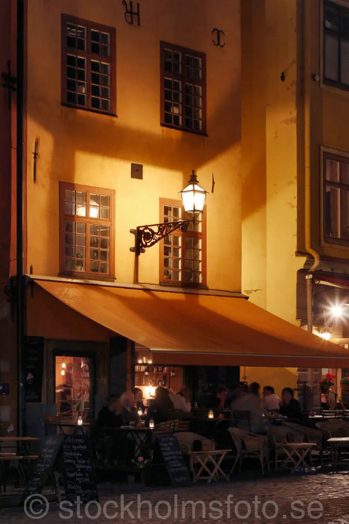 101119 - Restaurang på Stortorget