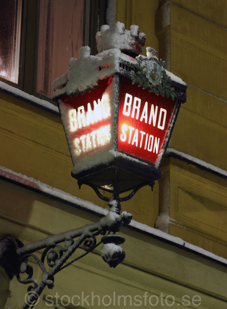 105173 - Lykta på Johannes brandstation