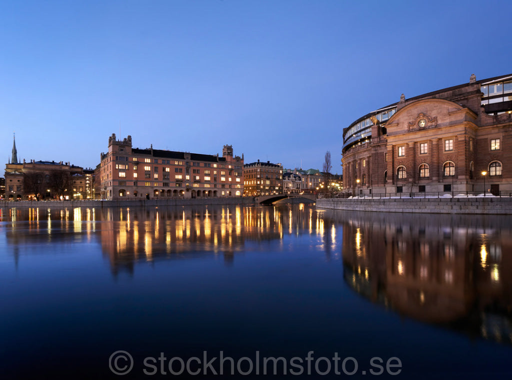 121512 - Riksdagshuset och Rosenbad