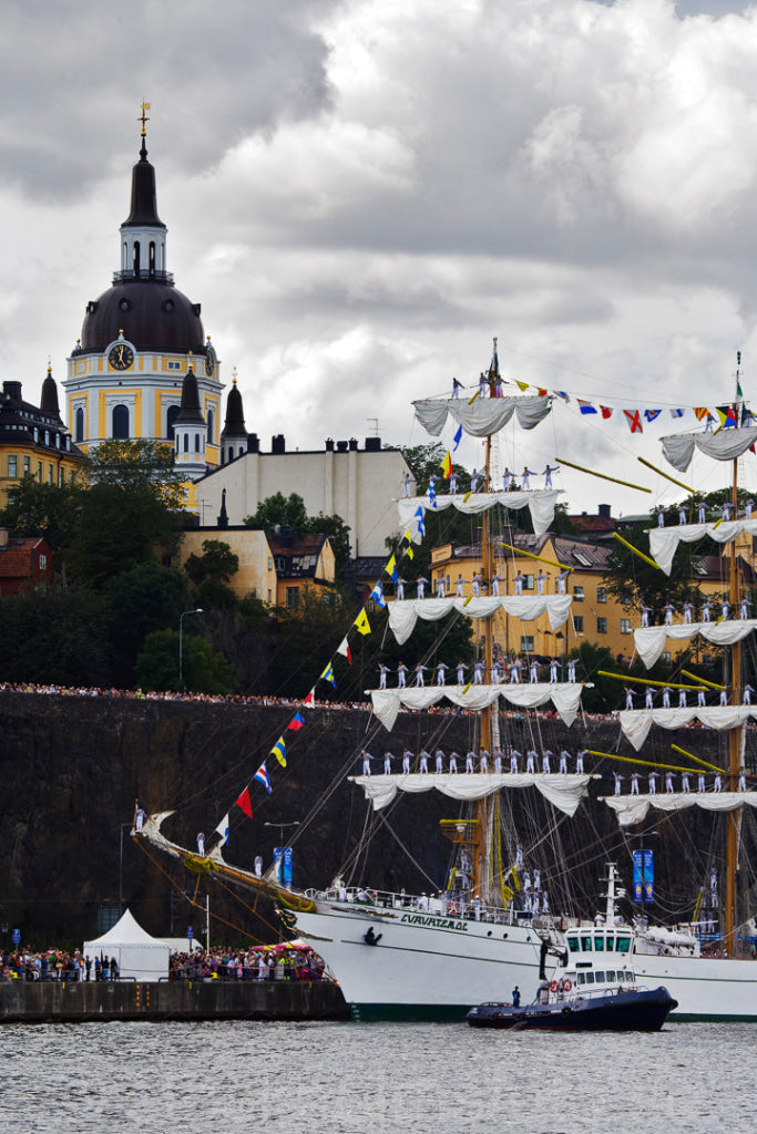 124440 - Segelfartyg med manskap