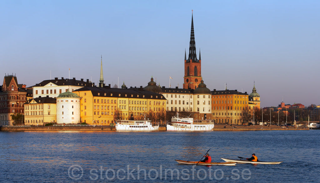 135938 - Kajakare vid Riddarholmen