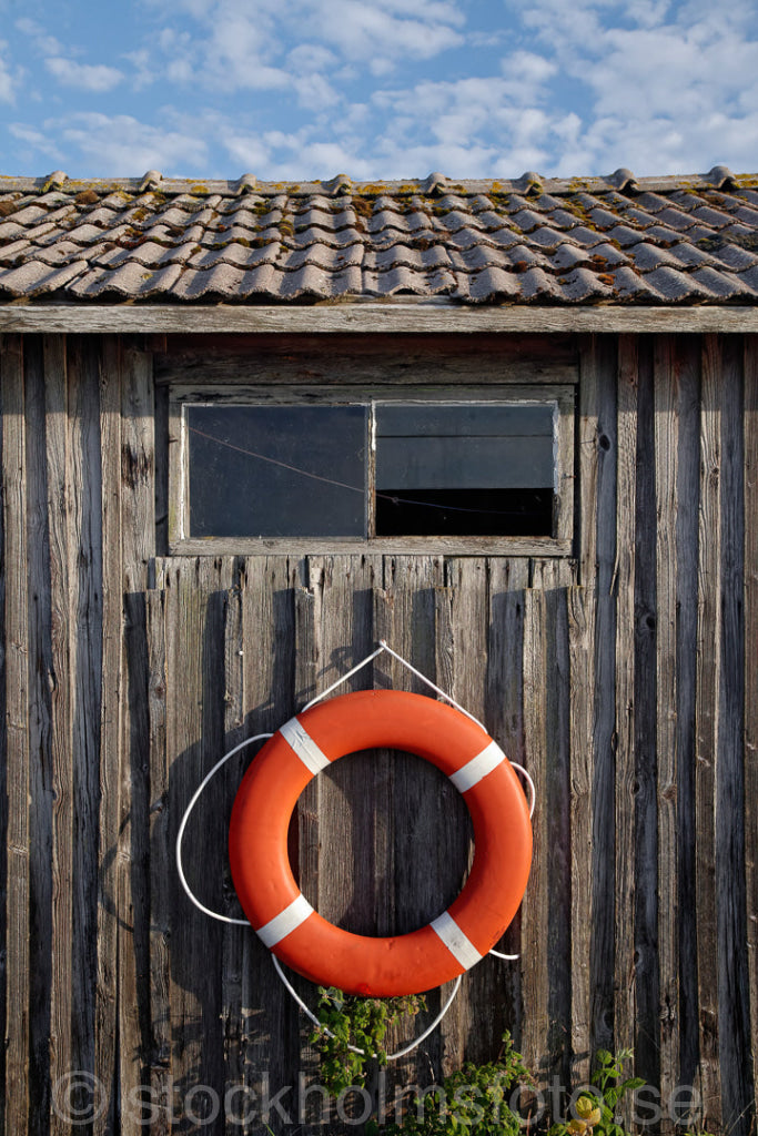 136226 - Bodvägg med livboj