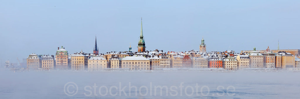144831 - Gamla stan i sträng kyla