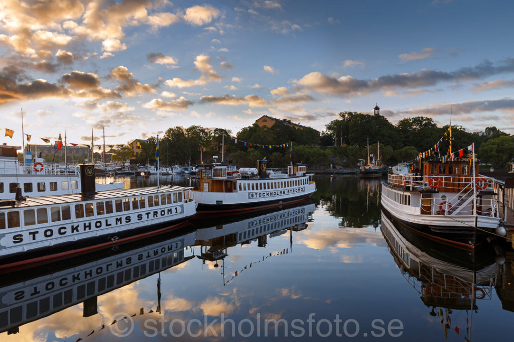 145680 - Båtar vid Skeppsholmsbron