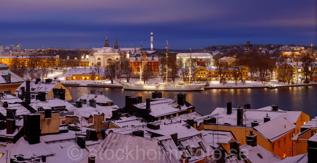 146161 - Gamla stans takåsar