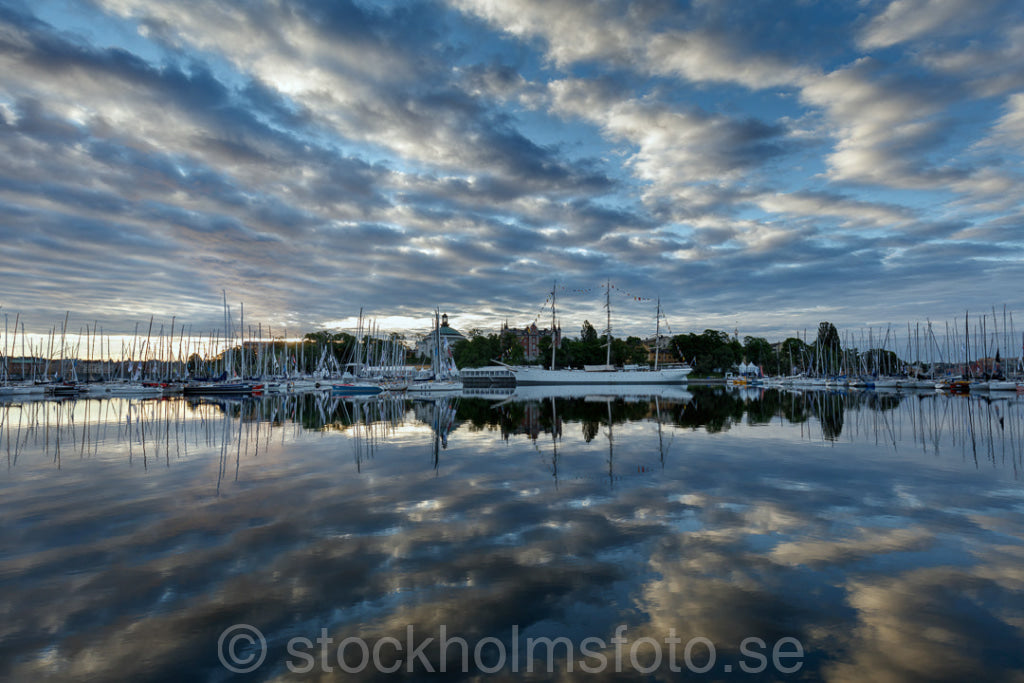 146228 - Morgon vid Strömmen