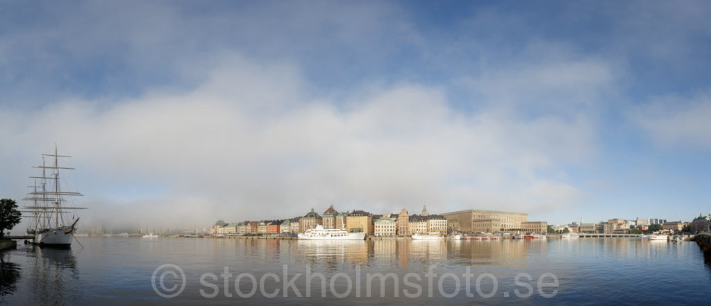 146240 - Gryning vid Strömmen