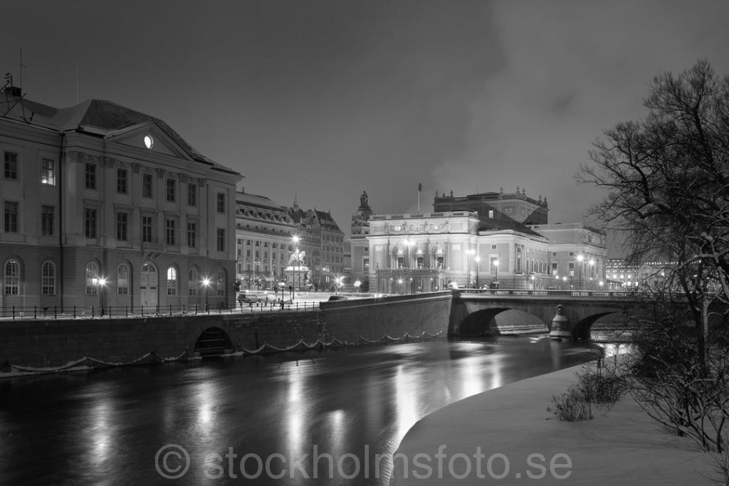 146299 - Natt vid Norrström