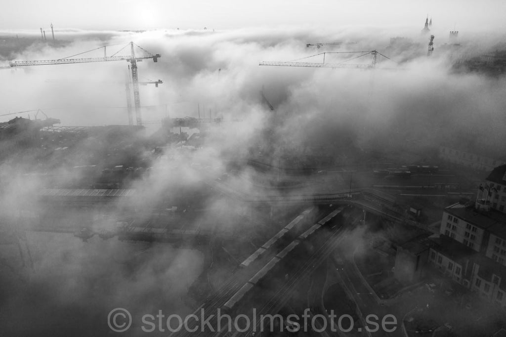 146692 - Slussen i dimma