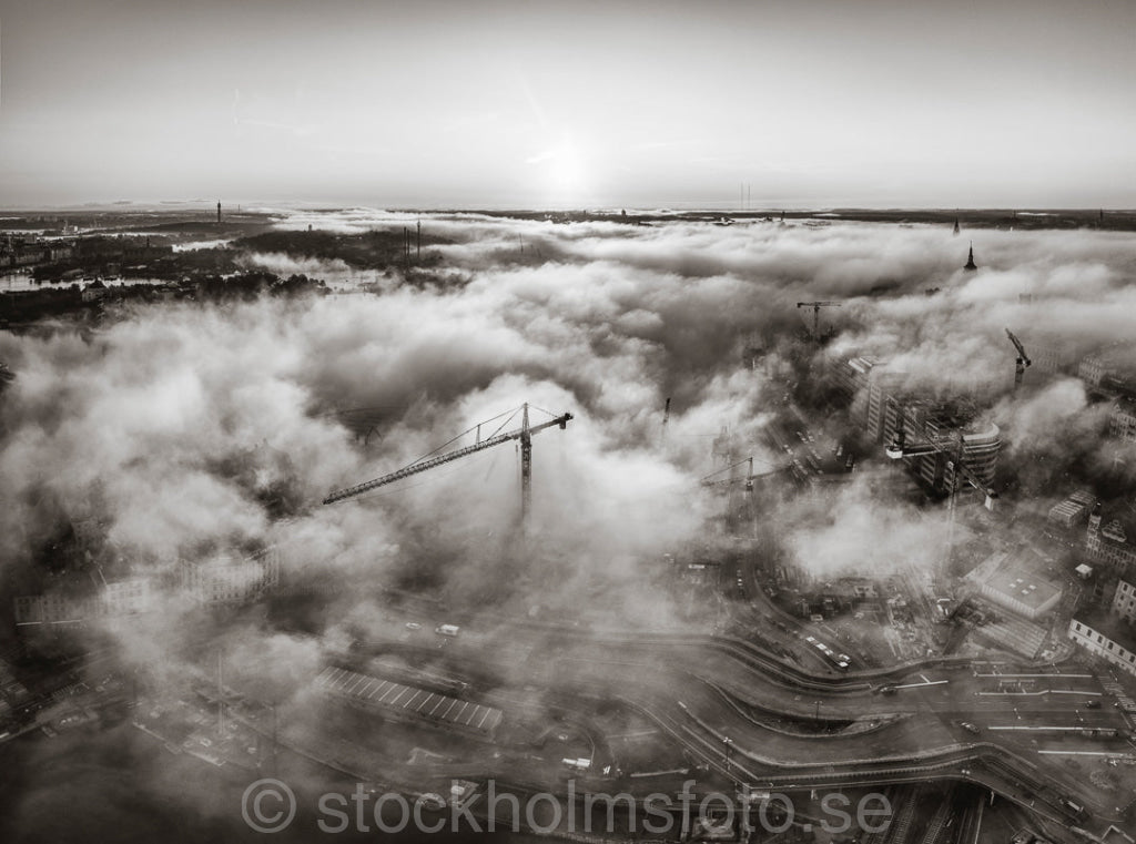 146693 - Slussen i dimma