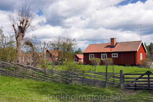 119241 - Hus på Rödlöga