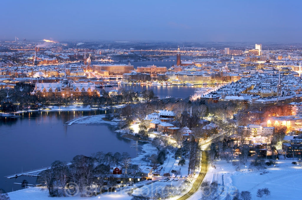 121554 - Stockholm i blå timmen