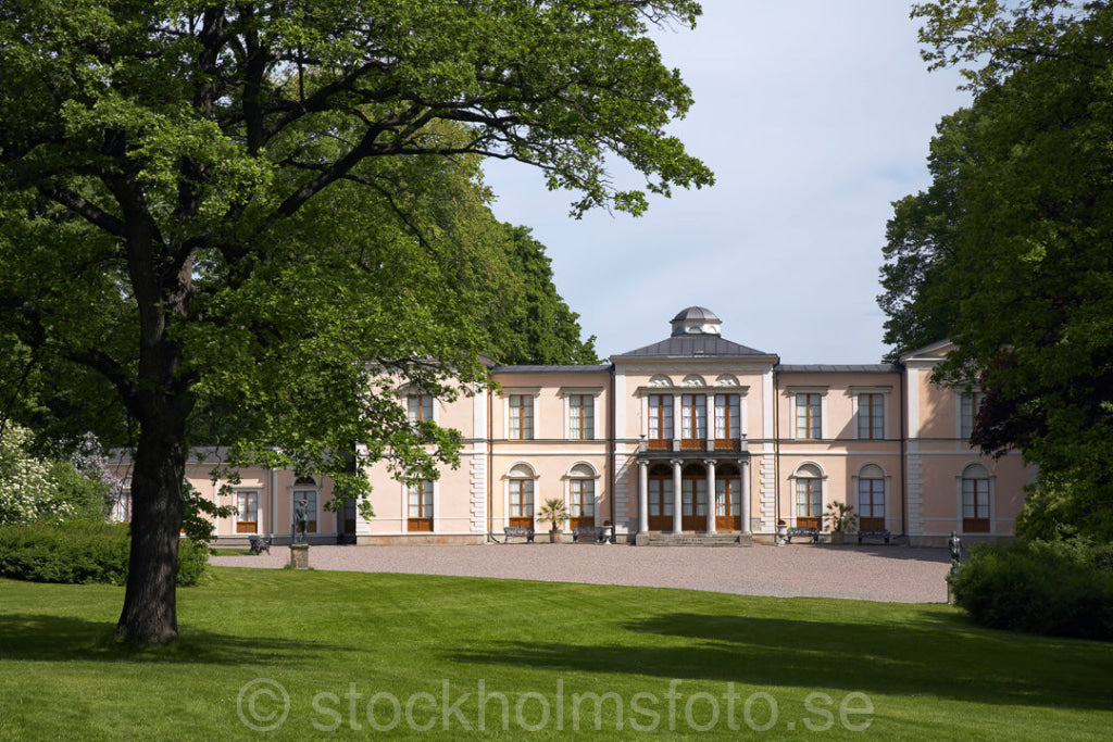 121658 - Rosendals Slott