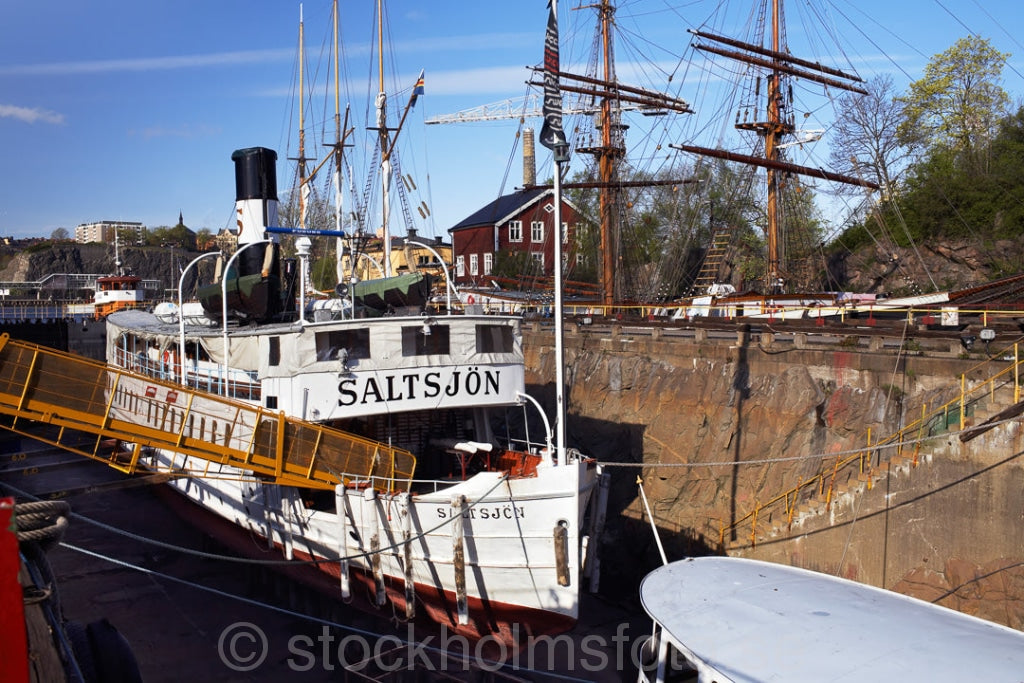 125295 - Fartyg i torrdocka på Beckholmen