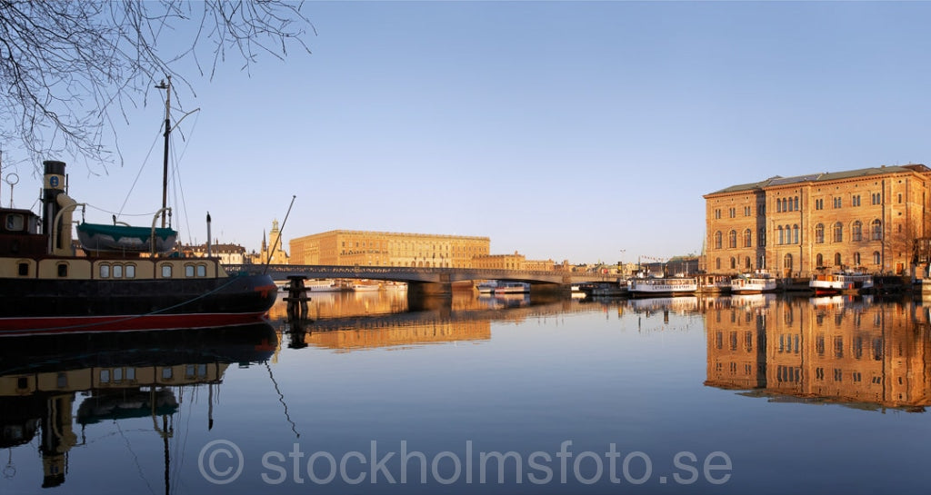 130044 - Skeppsholmsbron och Nationalmuseum