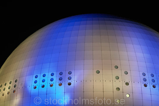 135372 - Globen upplyst