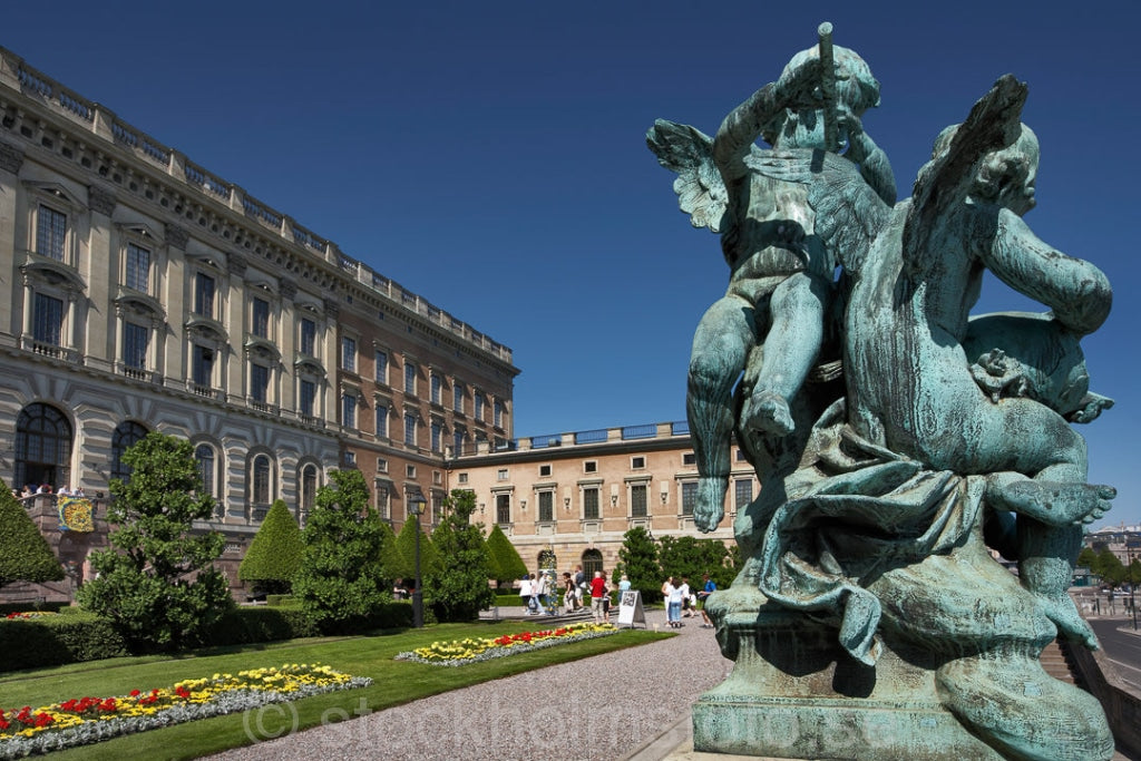 137517 - Skulptur vid Kungliga slottet