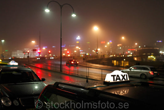 144454 - Taxibilar vid Slussen