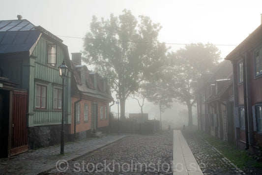 144991 - Söderkåkar i dimma