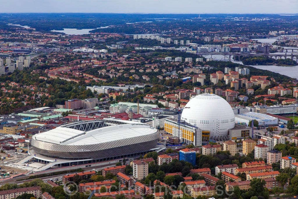 145070 - Tele 2 Arena och Globen