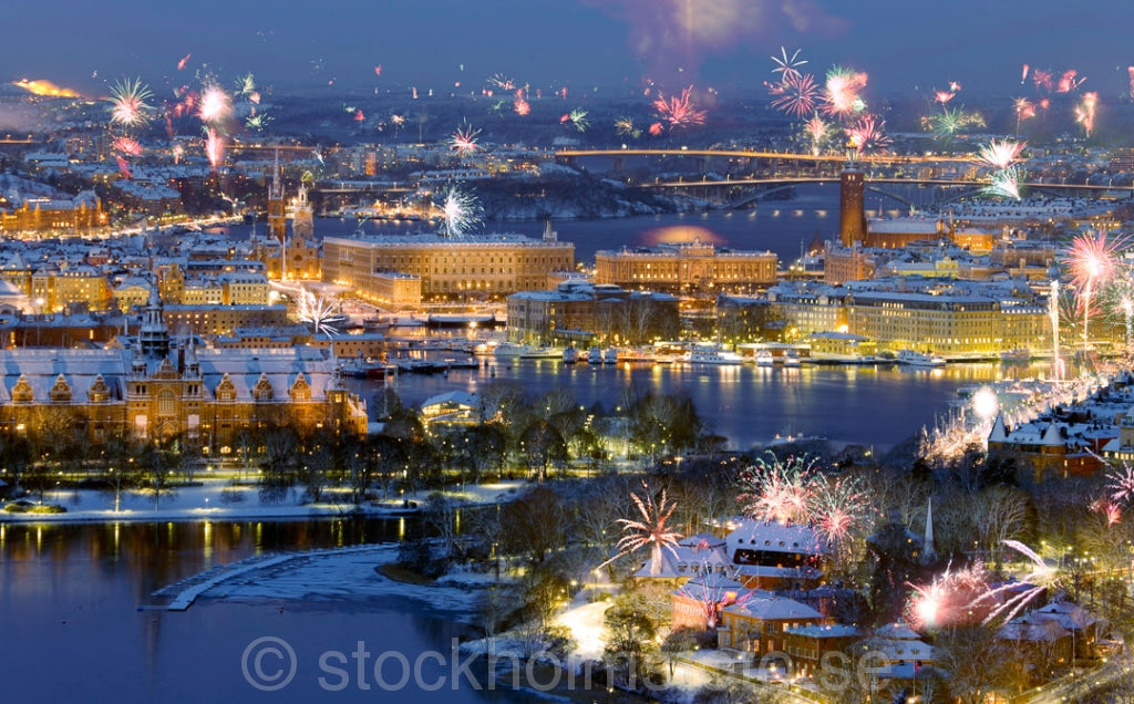 145177 - Nyårsfyrverkerier över Stockholm