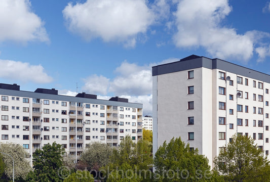 145353 - Bostadshus i Bredäng