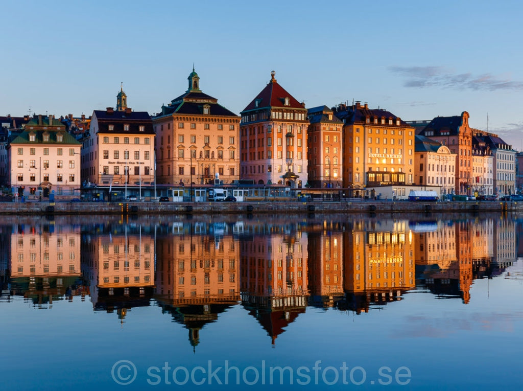 145611 - Gamla stan i gryningen