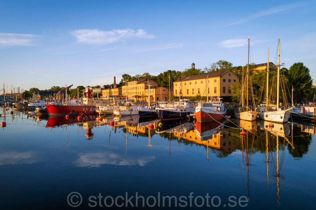 146513 - Båtar vid Skeppsholmen