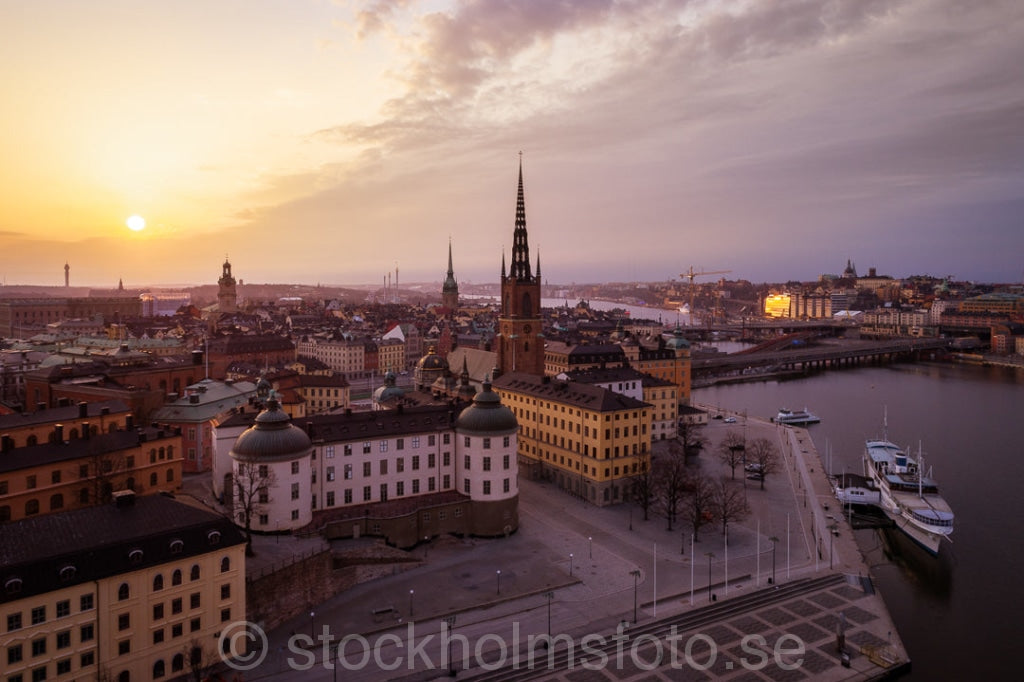 146578 - Riddarholmen i gryningen