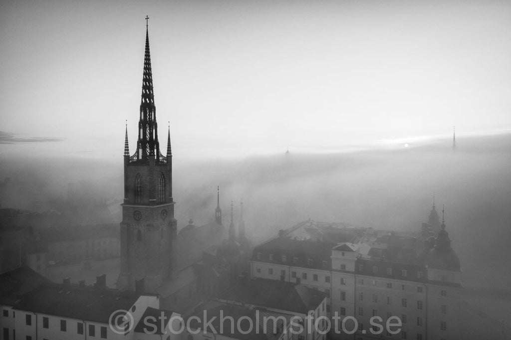 146670 - Riddarholmskyrkan i dimma