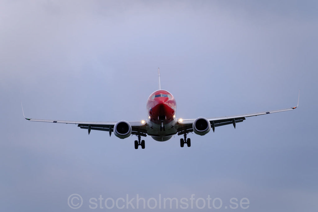 146753 - Flygplan landar