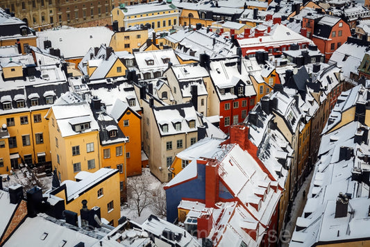 146857 - Snöiga hustak i Gamla stan