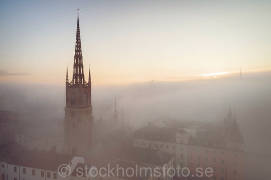 146966 - Riddarholmskyrkan i dimma