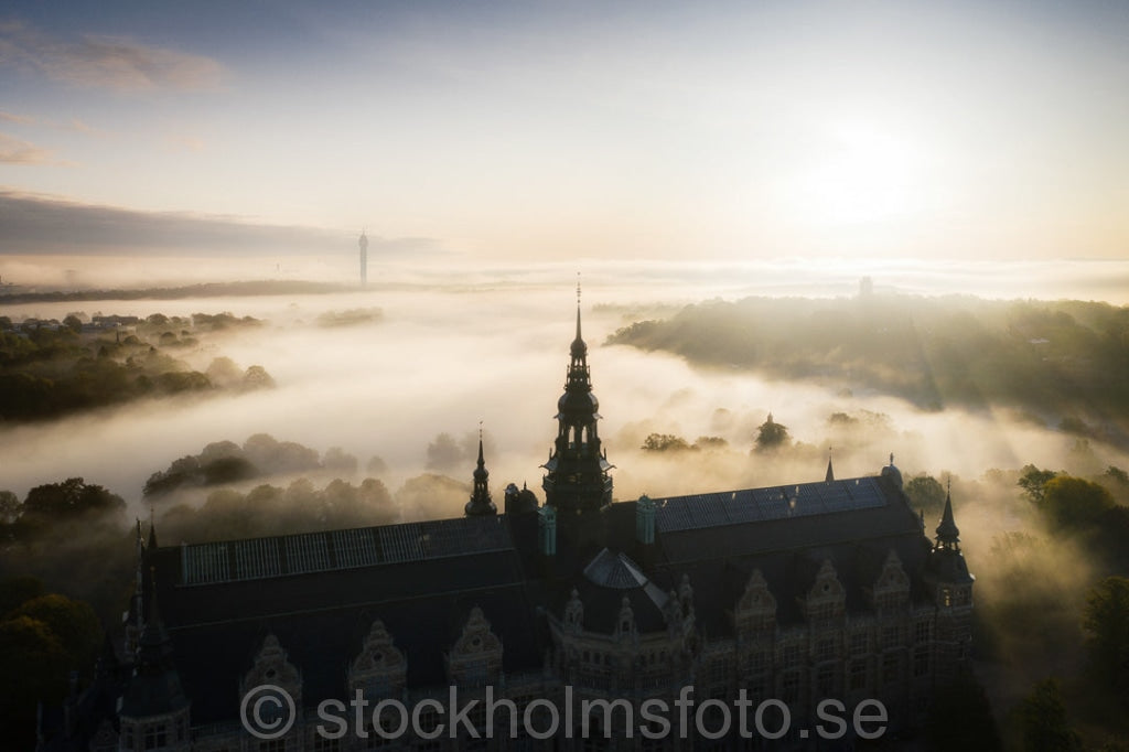 147227 - Nordiska museet i dimma